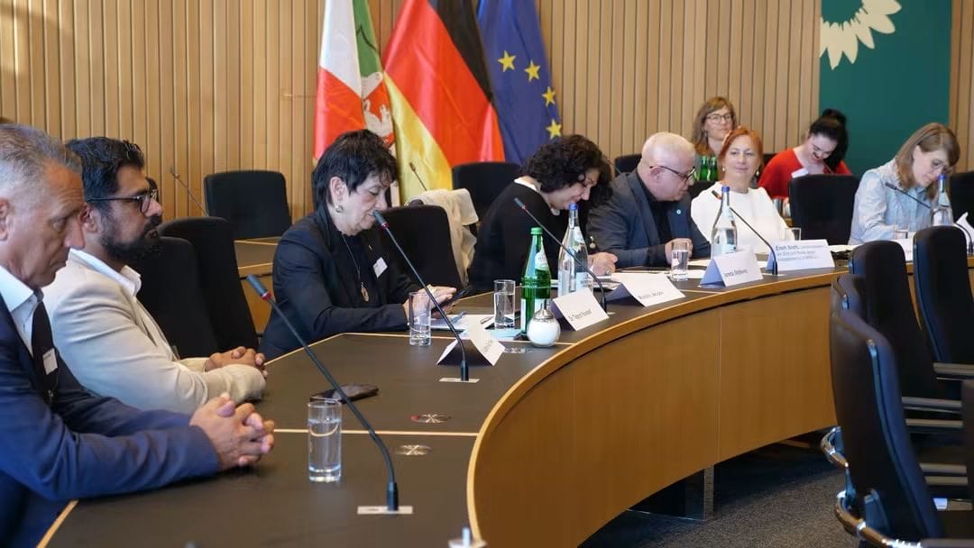 Unvollendete Demokratie – Antiziganismus bekämpfen